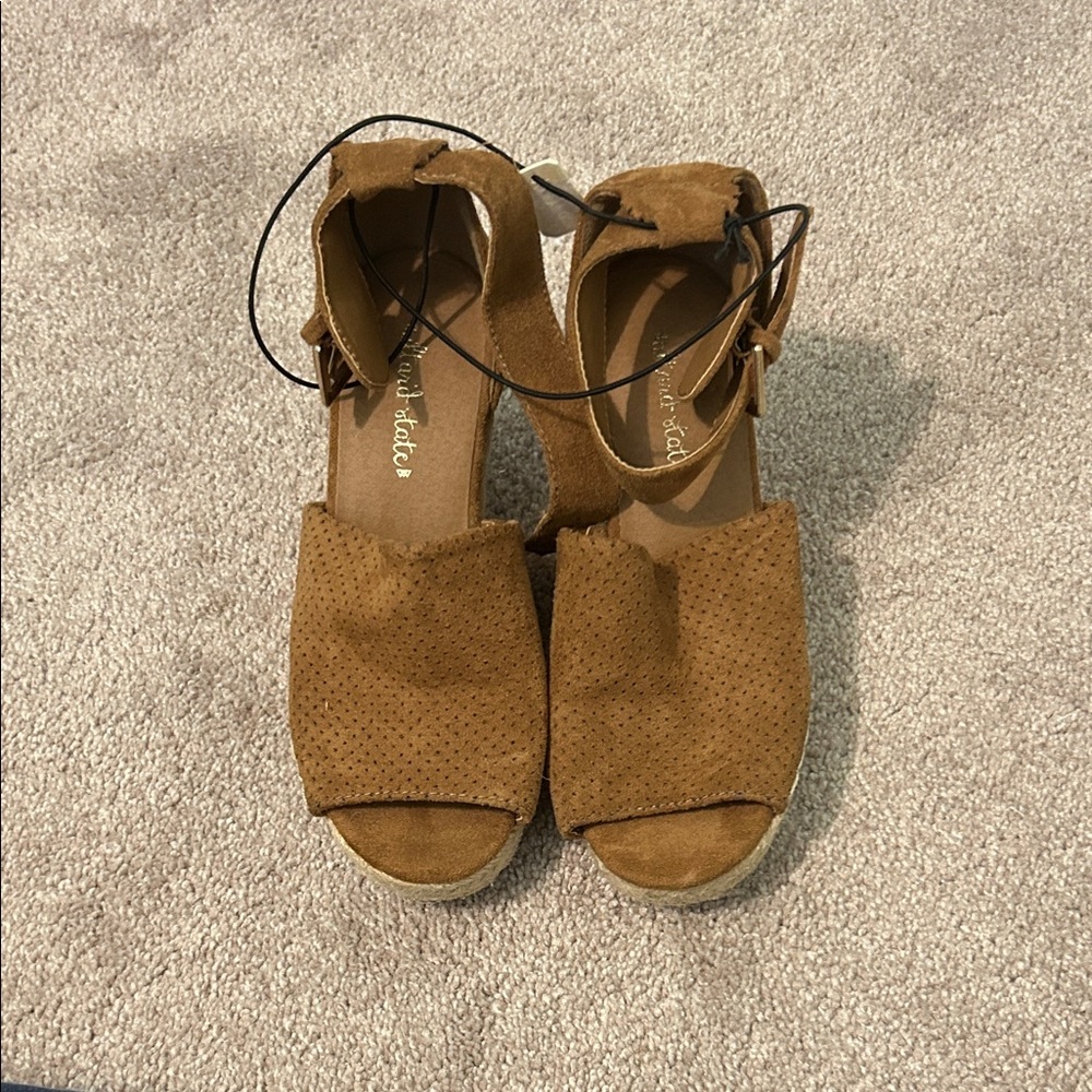Altar'd State Tan Espadrille Wedges